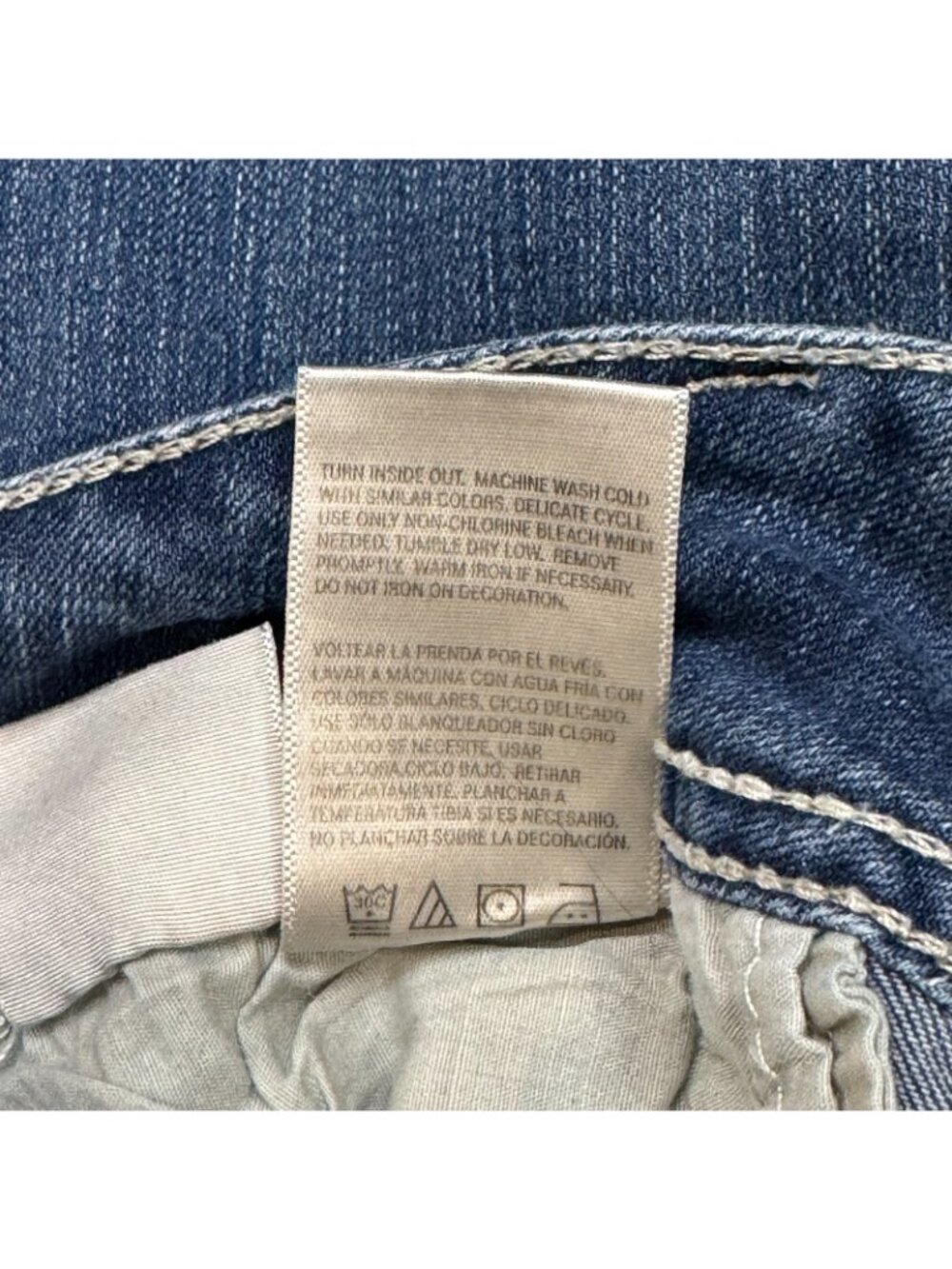 Wallflower Bootcut Jeans Womens Size 5 Luscious Curvy Fit Blue Denim Mid Rise - Picture 16 of 16